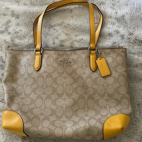 Coach bag - Picture 1 of 3